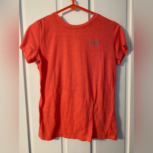 Under Armour Tee Shirt - Picture 4 of 7